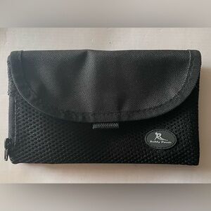 Running Buddy Pouch - Black Mesh Flip